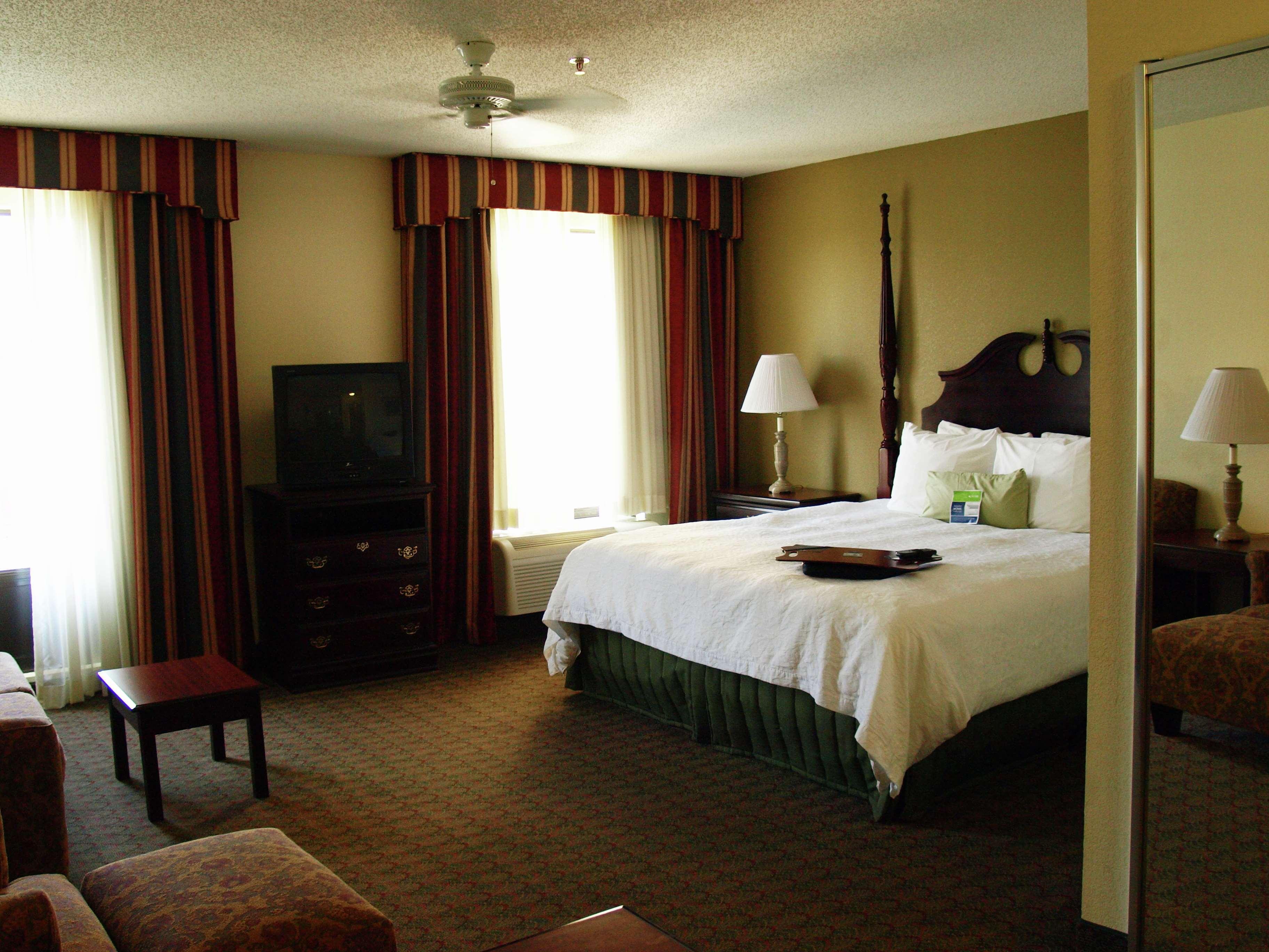Hampton Inn Canton Exterior foto