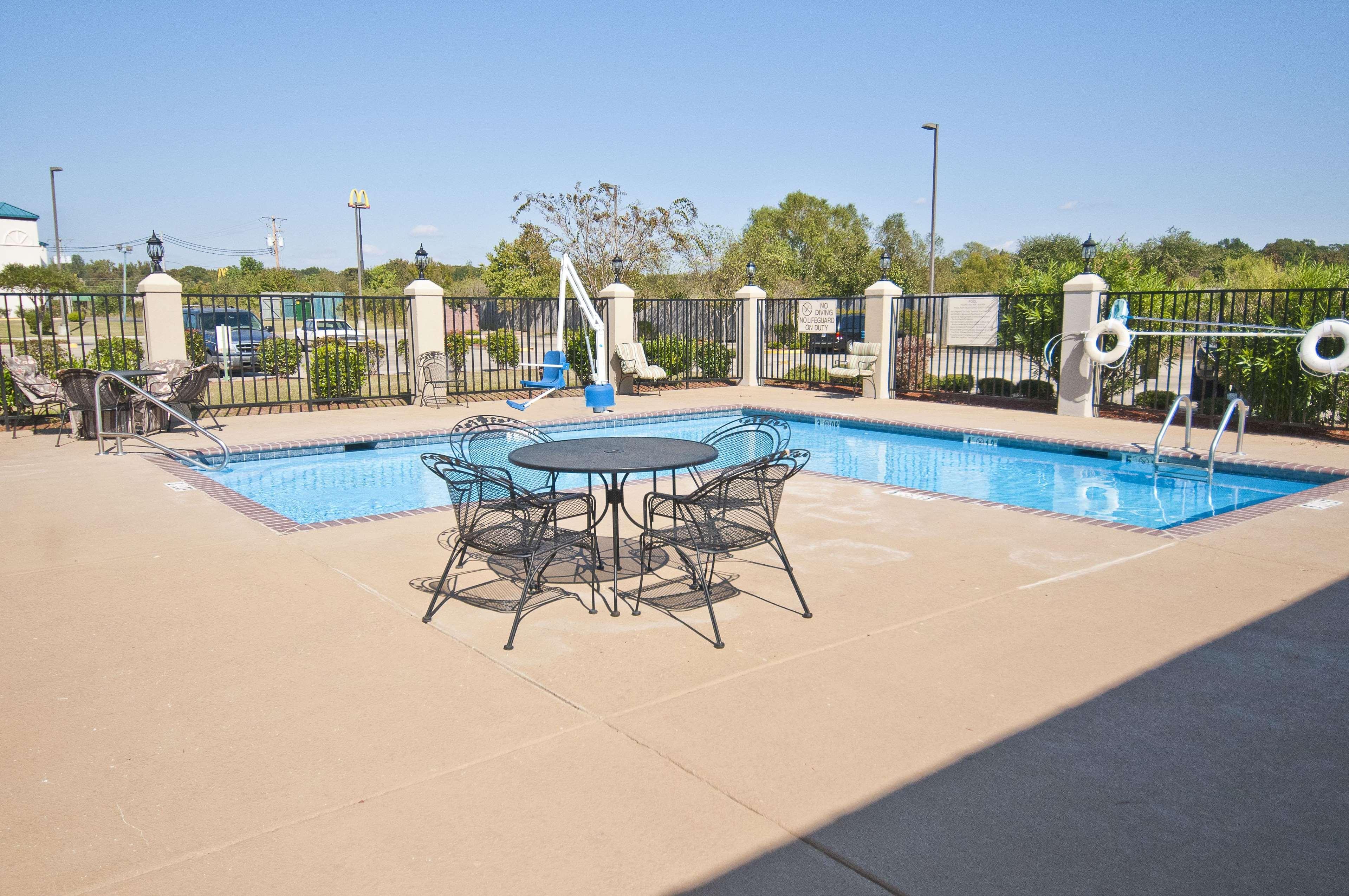 Hampton Inn Canton Exterior foto